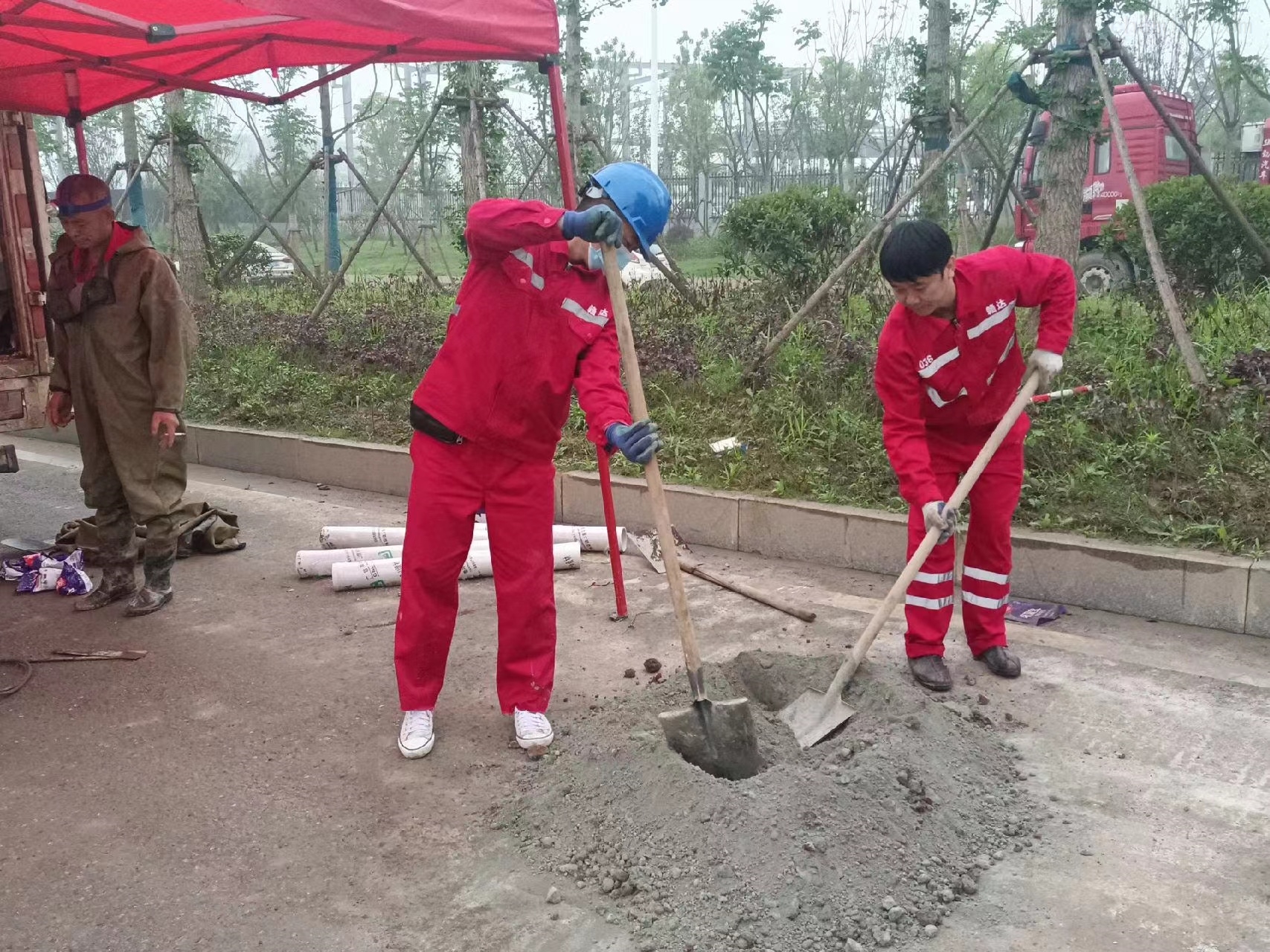 潼关管道疏通哪家好】及时进行市政管道清淤